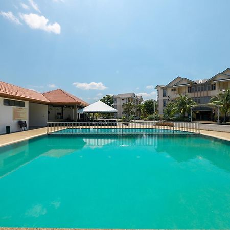 Sungai Pelek Seri Bayu Resort Hotel מראה חיצוני תמונה
