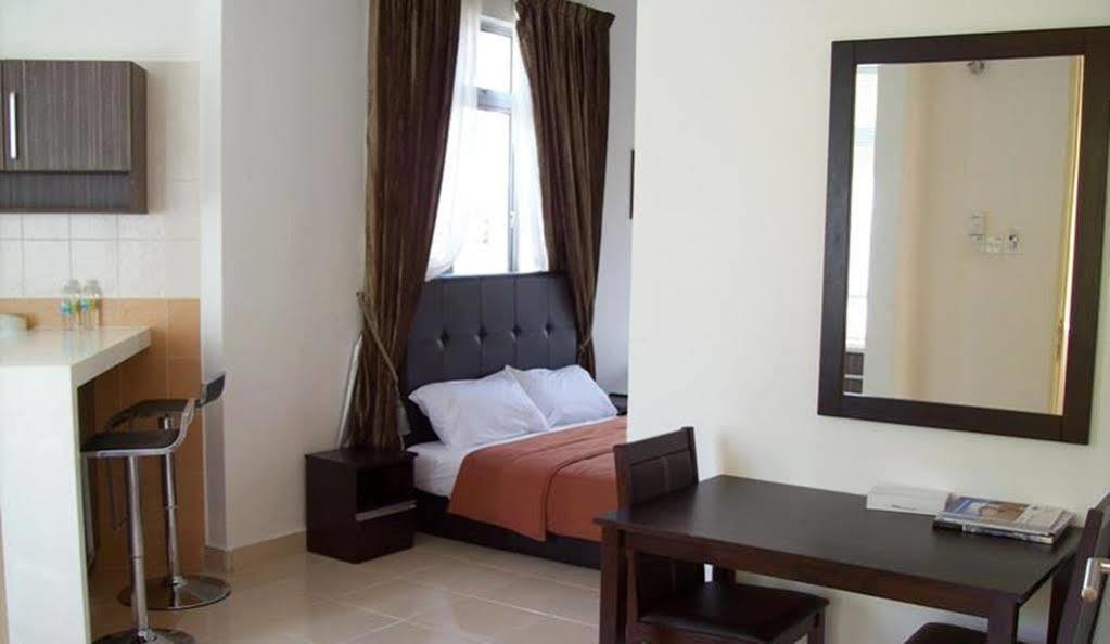 Sungai Pelek Seri Bayu Resort Hotel מראה חיצוני תמונה