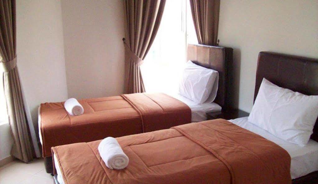 Sungai Pelek Seri Bayu Resort Hotel מראה חיצוני תמונה