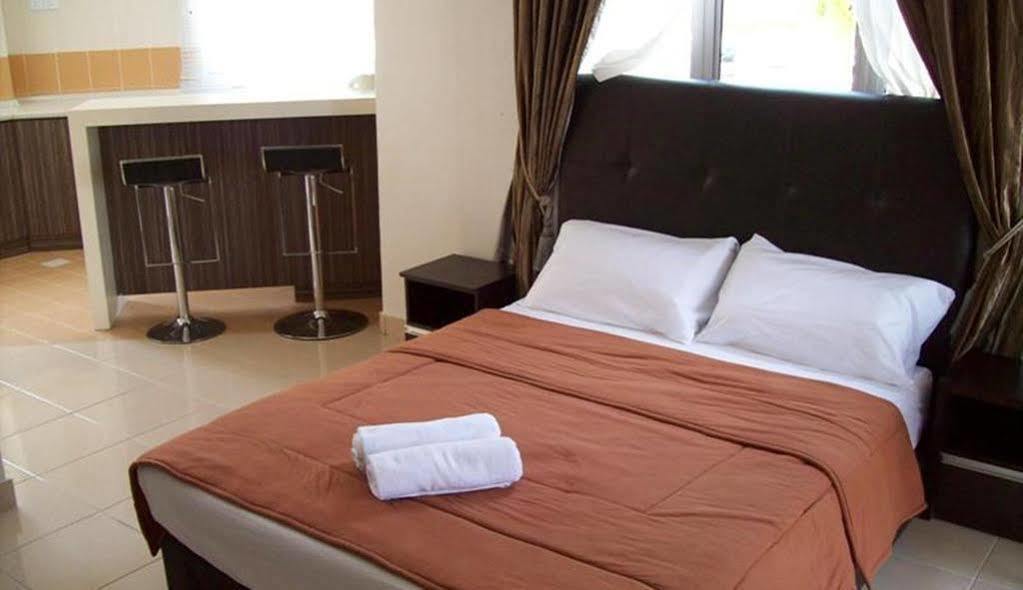 Sungai Pelek Seri Bayu Resort Hotel מראה חיצוני תמונה